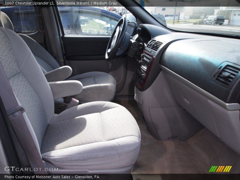 Silverstone Metallic / Medium Gray 2007 Chevrolet Uplander LS