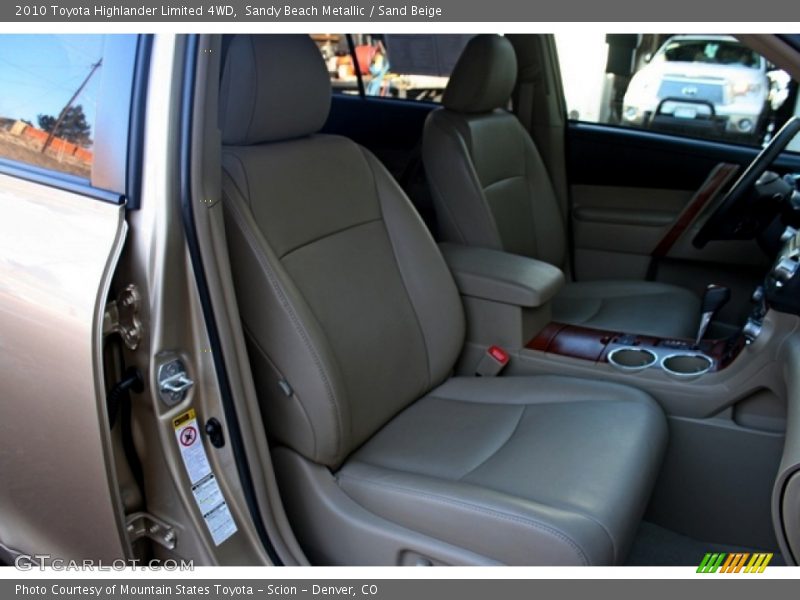 Sandy Beach Metallic / Sand Beige 2010 Toyota Highlander Limited 4WD