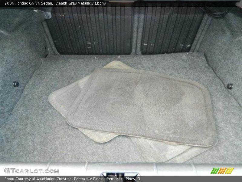  2006 G6 V6 Sedan Trunk