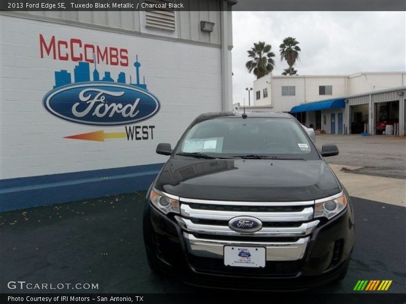 Tuxedo Black Metallic / Charcoal Black 2013 Ford Edge SE