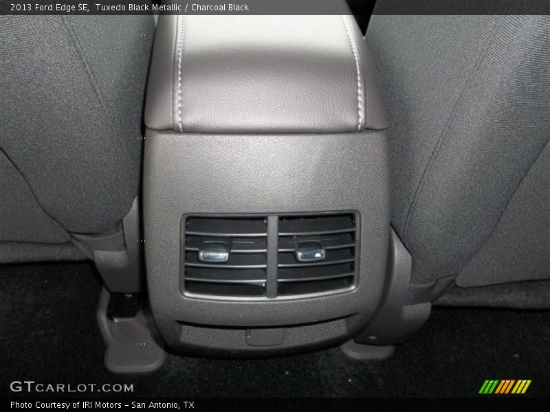 Tuxedo Black Metallic / Charcoal Black 2013 Ford Edge SE