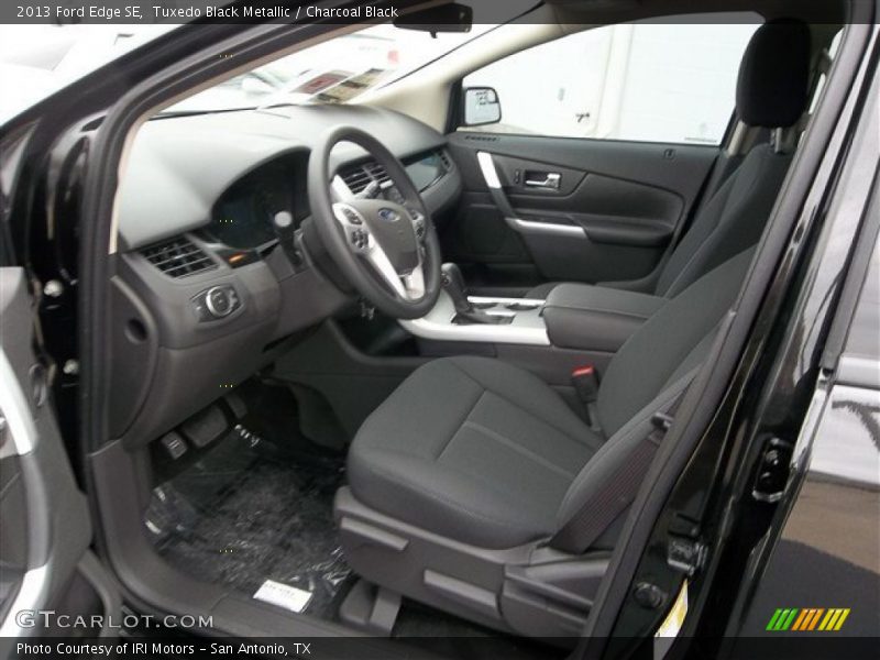 Tuxedo Black Metallic / Charcoal Black 2013 Ford Edge SE