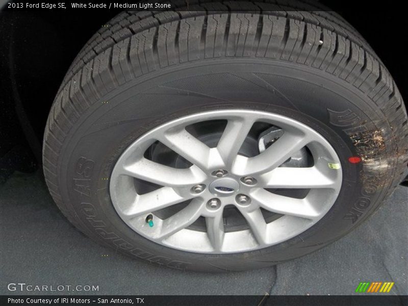 White Suede / Medium Light Stone 2013 Ford Edge SE