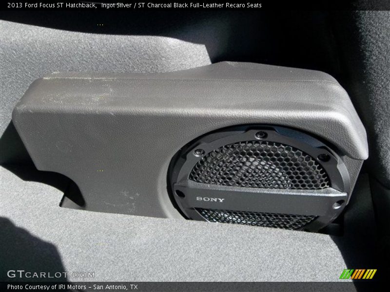Audio System of 2013 Focus ST Hatchback