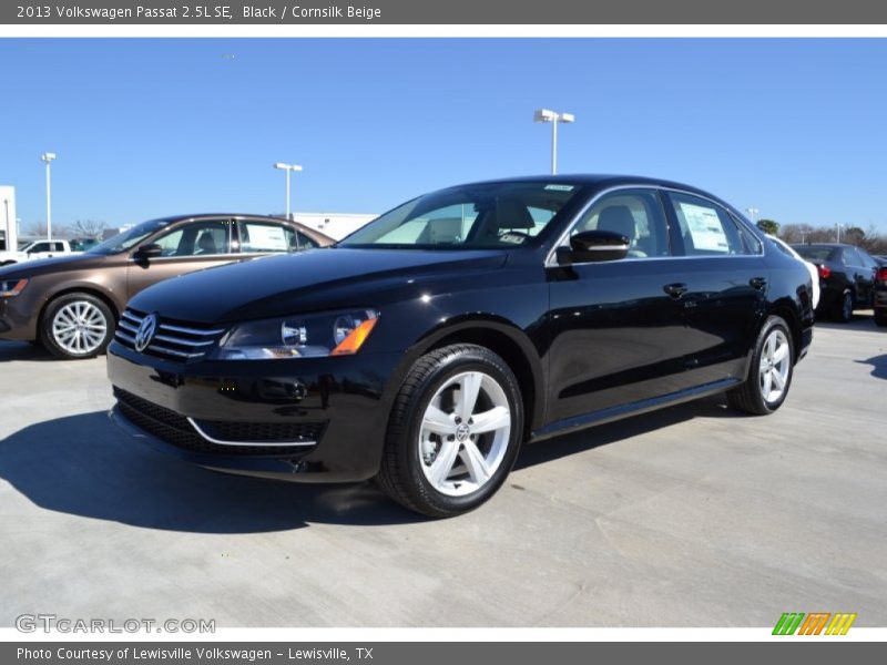 Black / Cornsilk Beige 2013 Volkswagen Passat 2.5L SE