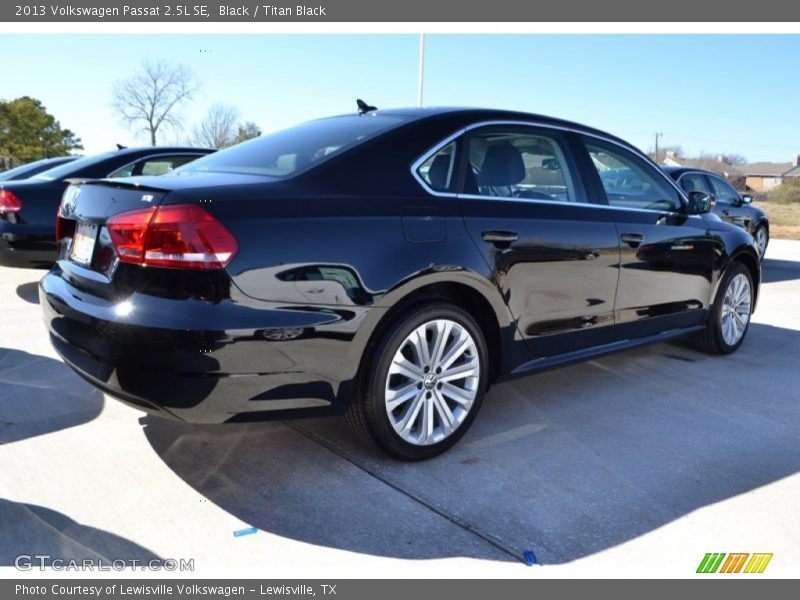 Black / Titan Black 2013 Volkswagen Passat 2.5L SE