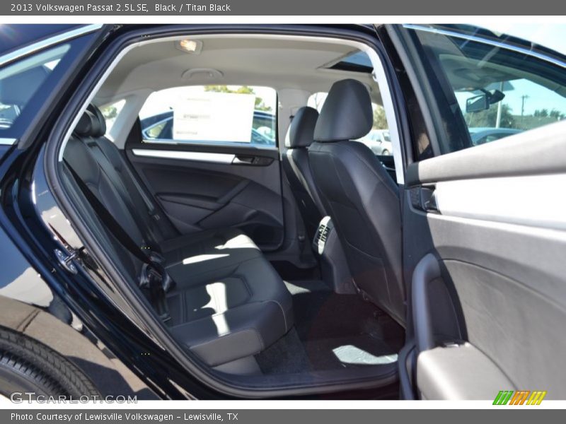 Black / Titan Black 2013 Volkswagen Passat 2.5L SE