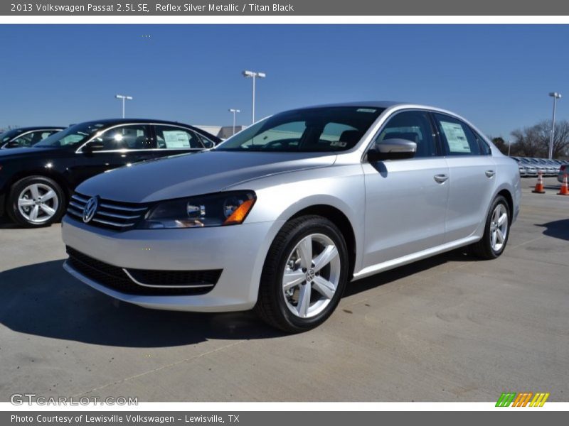 Reflex Silver Metallic / Titan Black 2013 Volkswagen Passat 2.5L SE