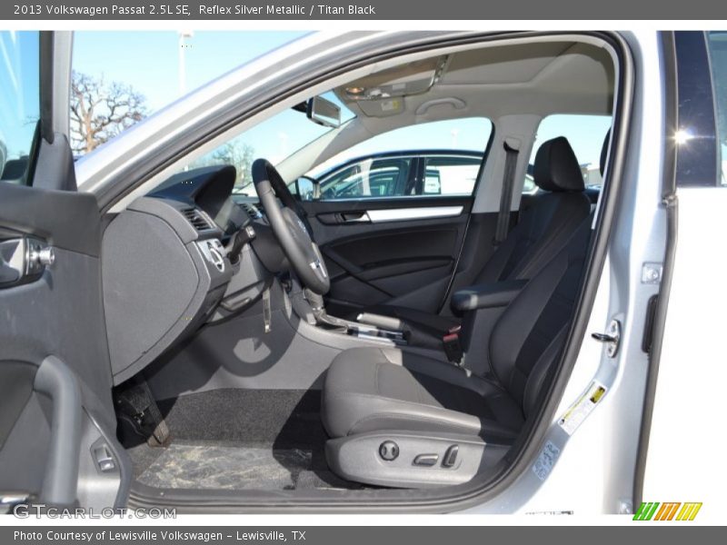 Reflex Silver Metallic / Titan Black 2013 Volkswagen Passat 2.5L SE