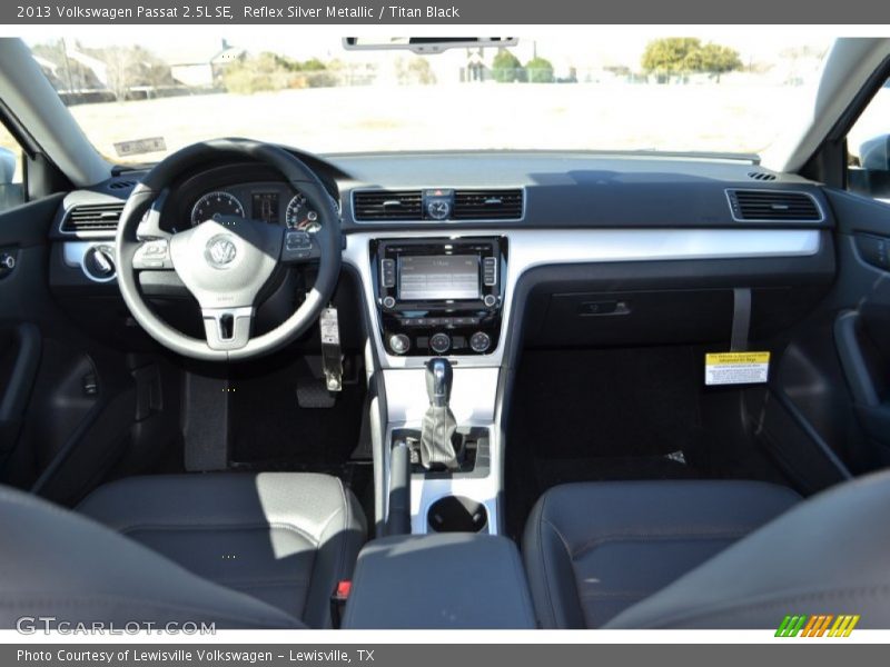 Reflex Silver Metallic / Titan Black 2013 Volkswagen Passat 2.5L SE