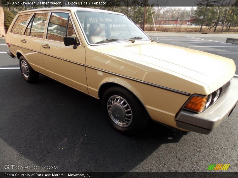 Front 3/4 View of 1978 Dasher Wagon