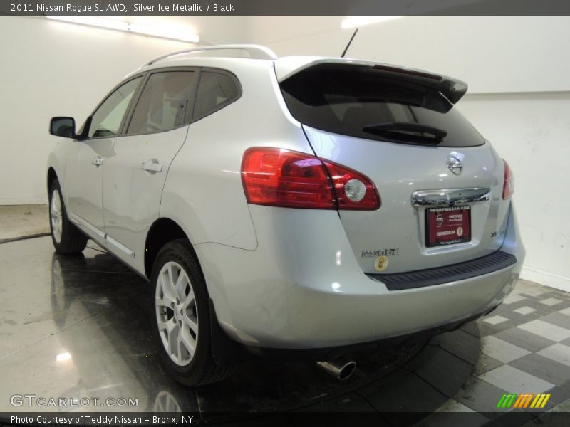 Silver Ice Metallic / Black 2011 Nissan Rogue SL AWD