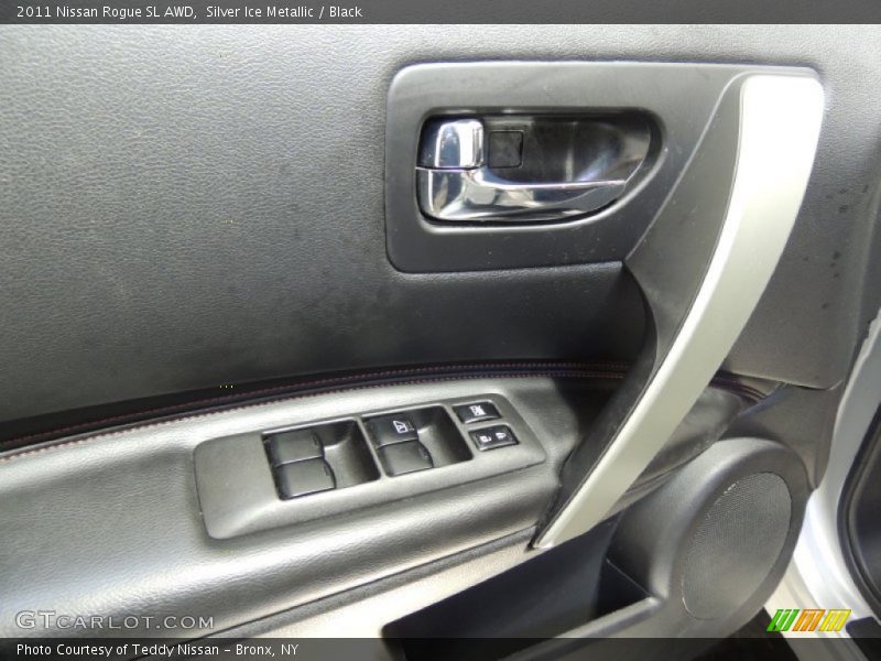 Silver Ice Metallic / Black 2011 Nissan Rogue SL AWD