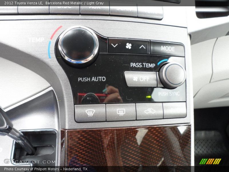 Barcelona Red Metallic / Light Gray 2012 Toyota Venza LE