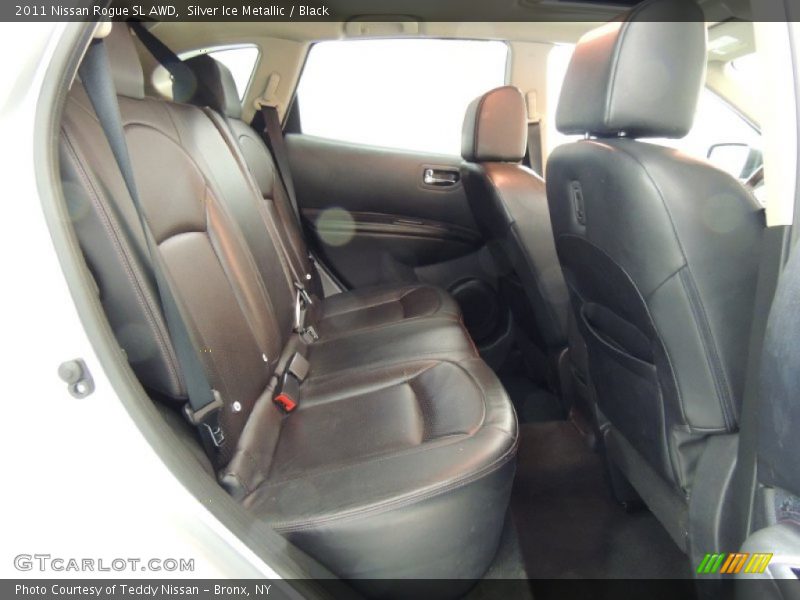 Silver Ice Metallic / Black 2011 Nissan Rogue SL AWD
