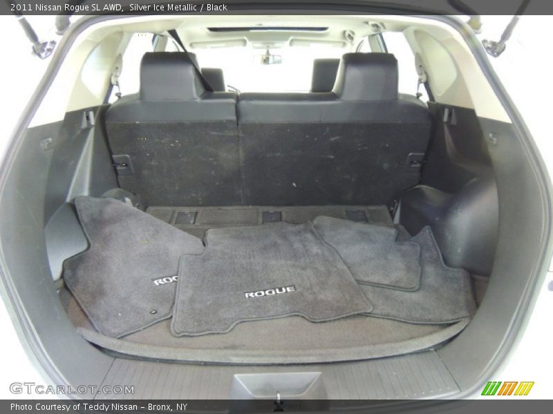 Silver Ice Metallic / Black 2011 Nissan Rogue SL AWD
