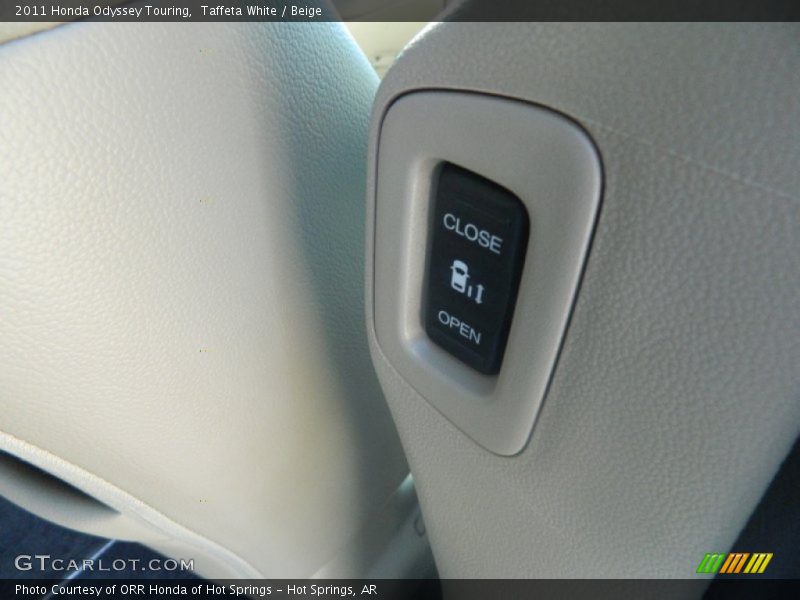 Taffeta White / Beige 2011 Honda Odyssey Touring