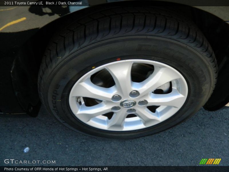 Black / Dark Charcoal 2011 Toyota Camry LE