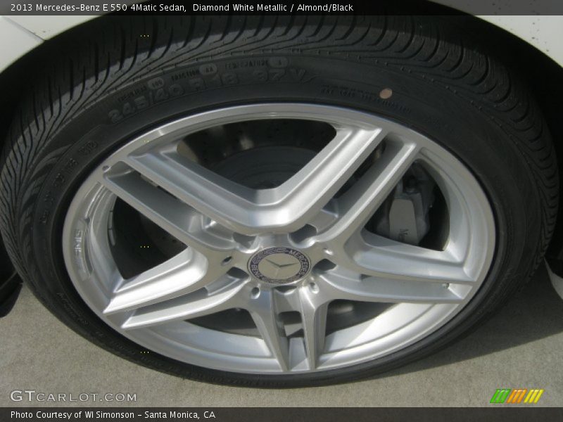 Diamond White Metallic / Almond/Black 2013 Mercedes-Benz E 550 4Matic Sedan