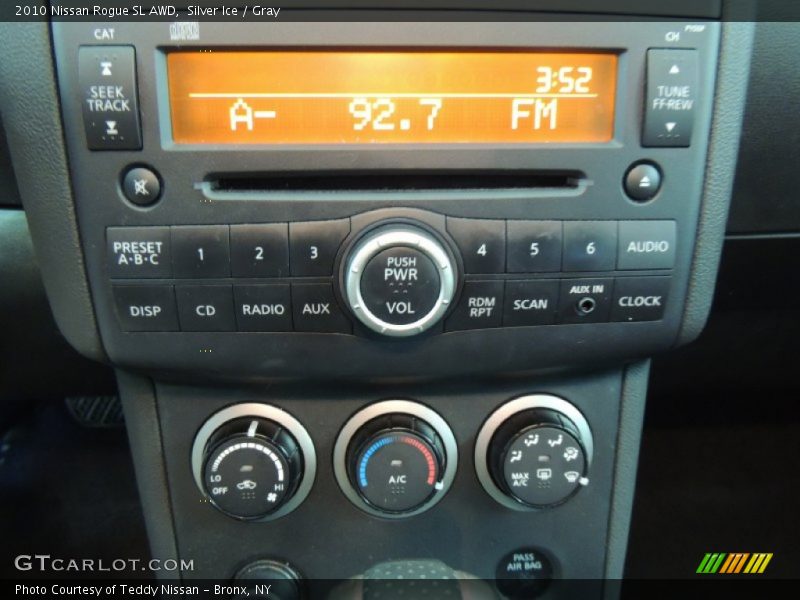 Silver Ice / Gray 2010 Nissan Rogue SL AWD