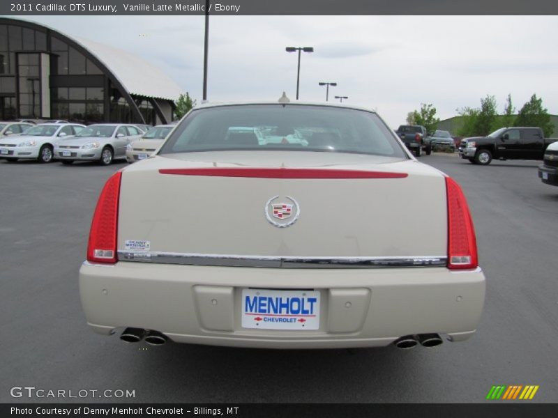 Vanille Latte Metallic / Ebony 2011 Cadillac DTS Luxury