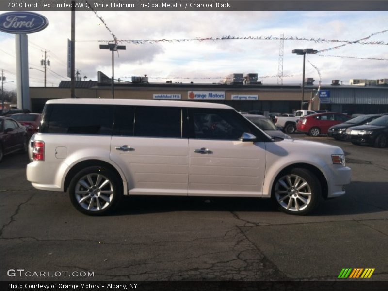 White Platinum Tri-Coat Metallic / Charcoal Black 2010 Ford Flex Limited AWD