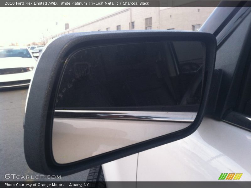White Platinum Tri-Coat Metallic / Charcoal Black 2010 Ford Flex Limited AWD