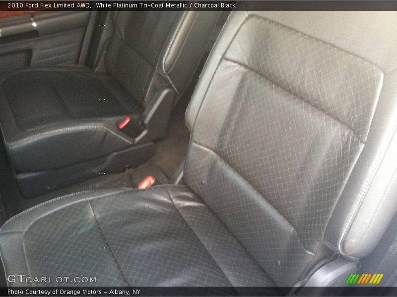 White Platinum Tri-Coat Metallic / Charcoal Black 2010 Ford Flex Limited AWD