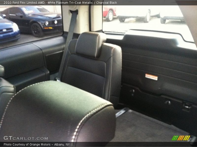 White Platinum Tri-Coat Metallic / Charcoal Black 2010 Ford Flex Limited AWD