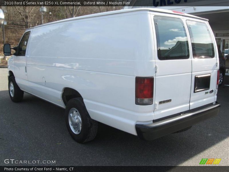 Oxford White / Medium Flint 2010 Ford E Series Van E250 XL Commericial