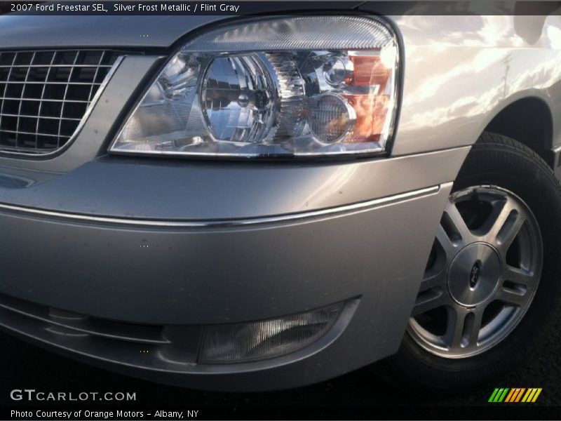 Silver Frost Metallic / Flint Gray 2007 Ford Freestar SEL