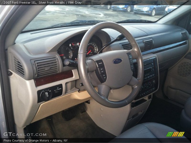 Silver Frost Metallic / Flint Gray 2007 Ford Freestar SEL