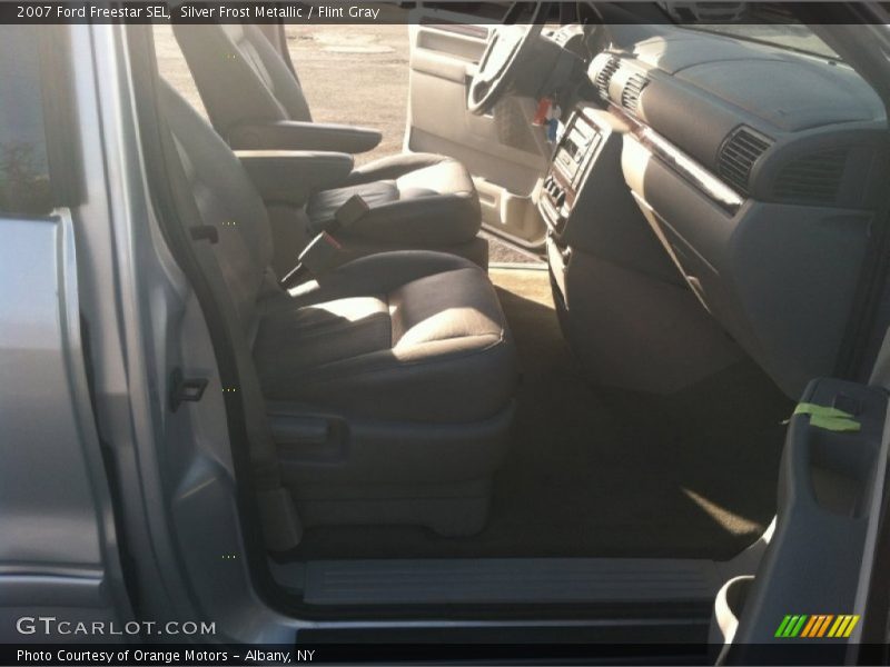 Silver Frost Metallic / Flint Gray 2007 Ford Freestar SEL