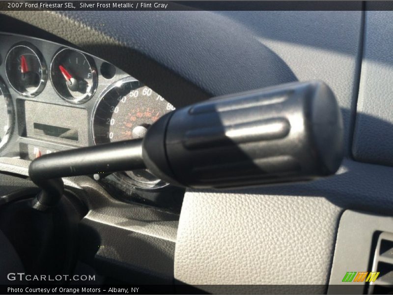 Silver Frost Metallic / Flint Gray 2007 Ford Freestar SEL