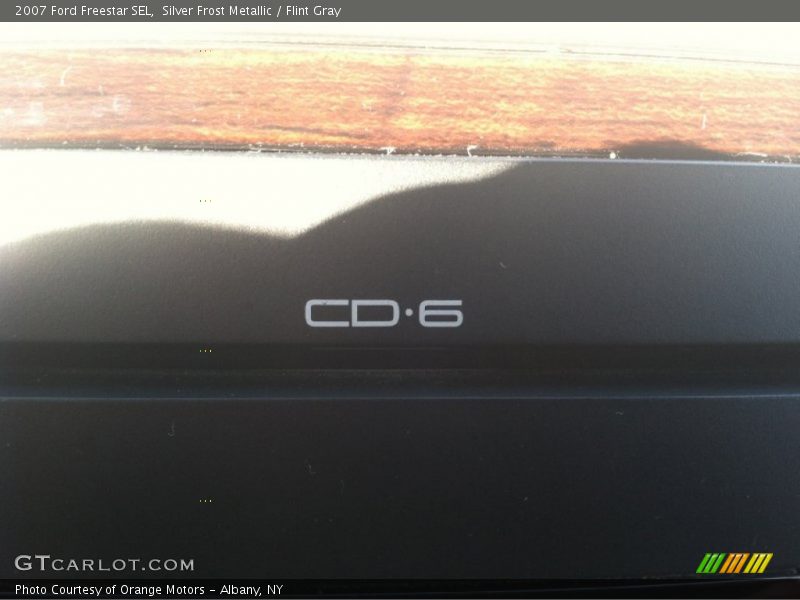 Silver Frost Metallic / Flint Gray 2007 Ford Freestar SEL