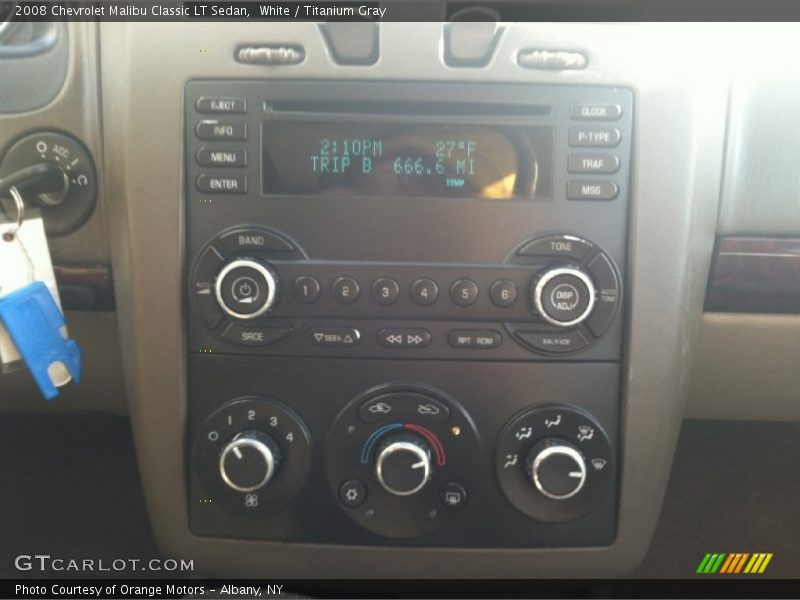 White / Titanium Gray 2008 Chevrolet Malibu Classic LT Sedan