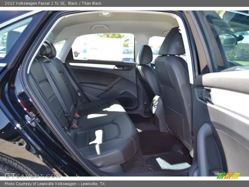 Black / Titan Black 2013 Volkswagen Passat 2.5L SE