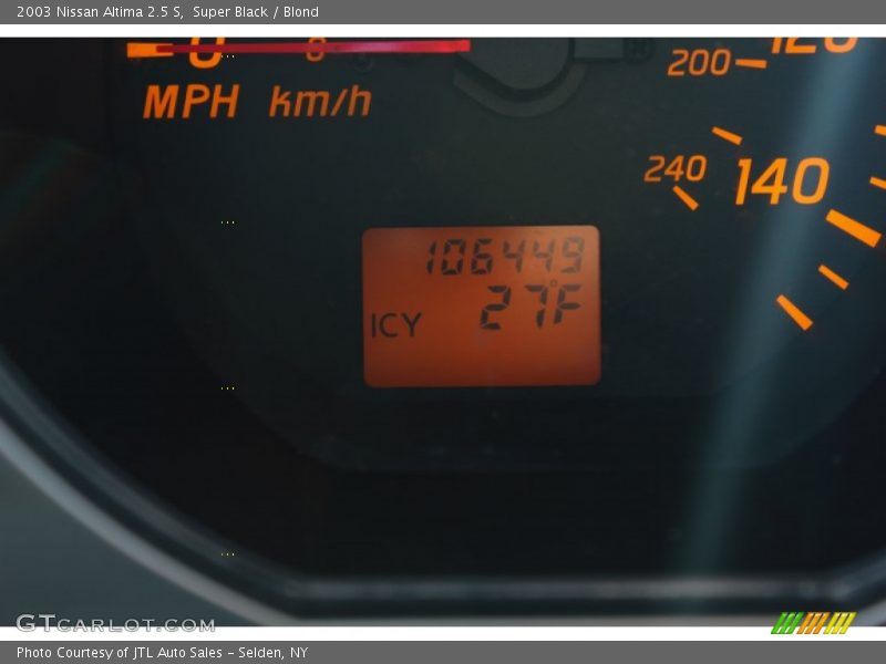 Super Black / Blond 2003 Nissan Altima 2.5 S
