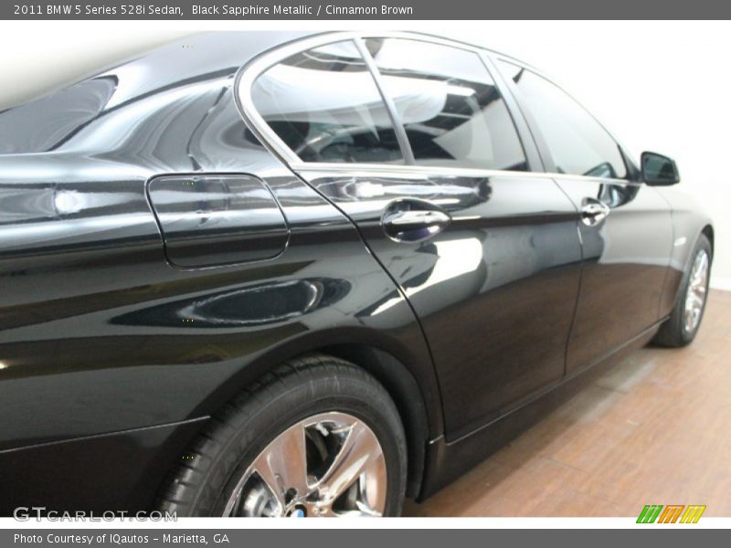 Black Sapphire Metallic / Cinnamon Brown 2011 BMW 5 Series 528i Sedan