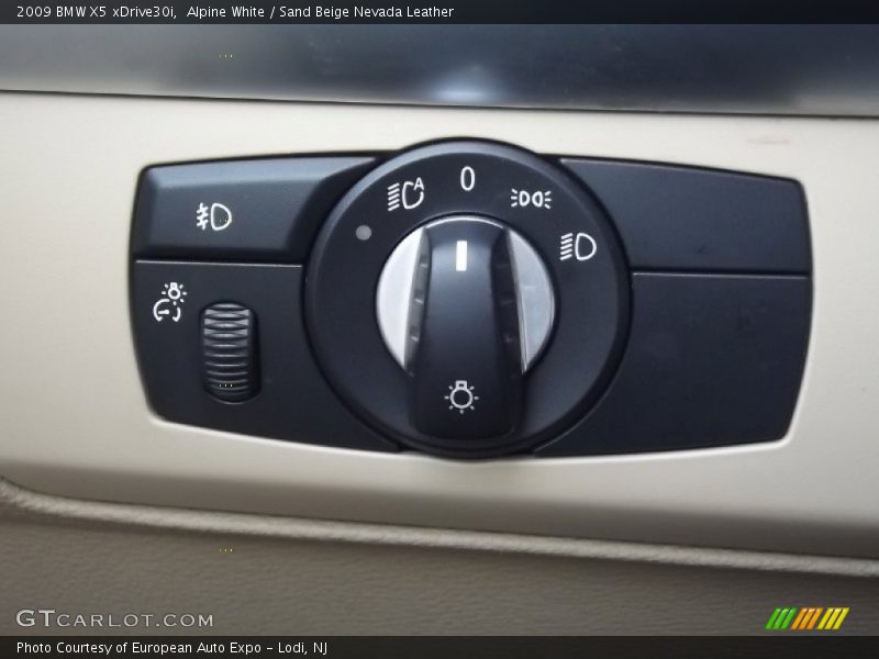 Alpine White / Sand Beige Nevada Leather 2009 BMW X5 xDrive30i