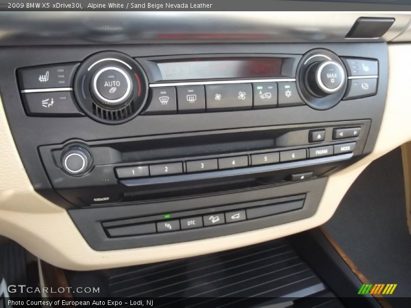 Alpine White / Sand Beige Nevada Leather 2009 BMW X5 xDrive30i