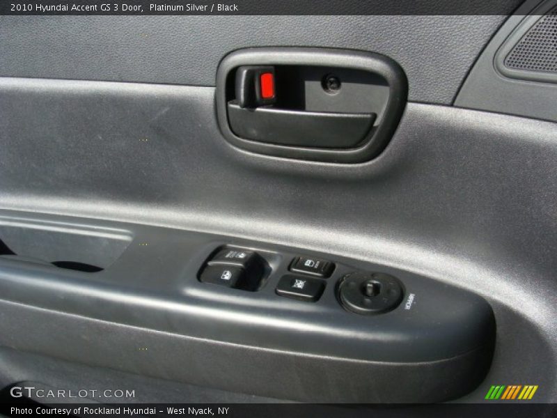 Platinum Silver / Black 2010 Hyundai Accent GS 3 Door