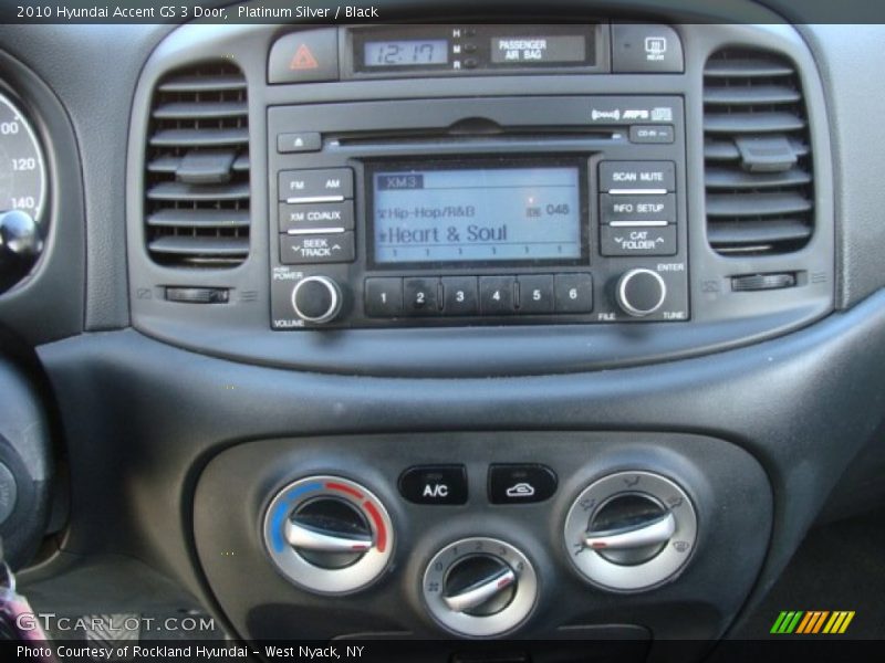 Platinum Silver / Black 2010 Hyundai Accent GS 3 Door