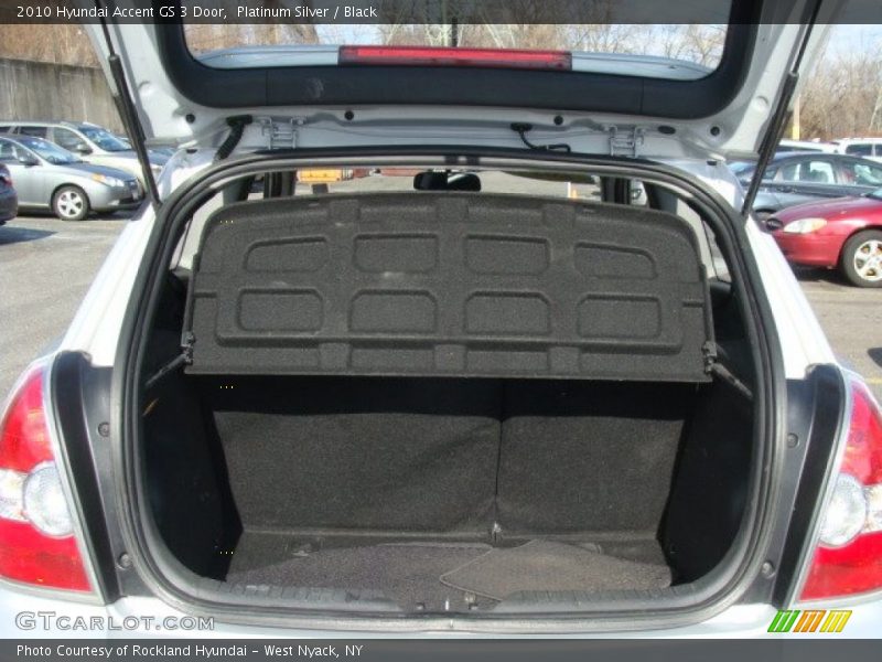 Platinum Silver / Black 2010 Hyundai Accent GS 3 Door