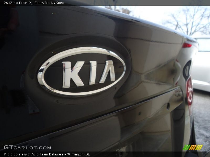 Ebony Black / Stone 2012 Kia Forte LX