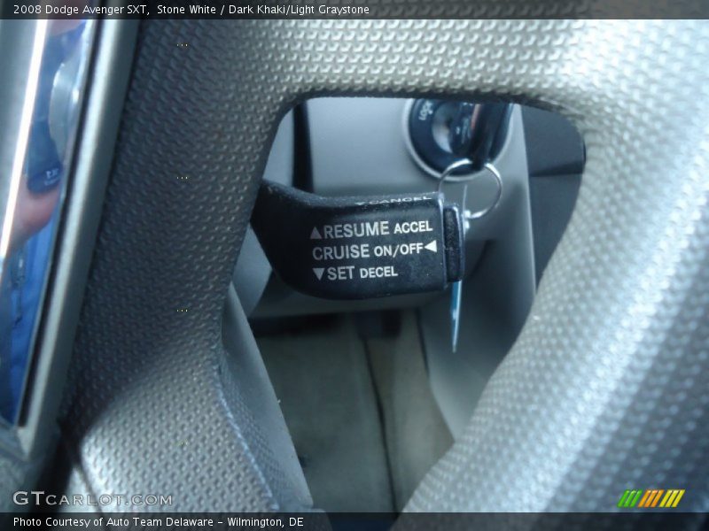 Stone White / Dark Khaki/Light Graystone 2008 Dodge Avenger SXT