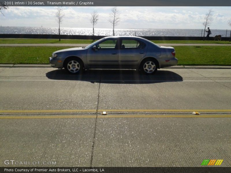 Titanium Metallic / Graphite 2001 Infiniti I 30 Sedan