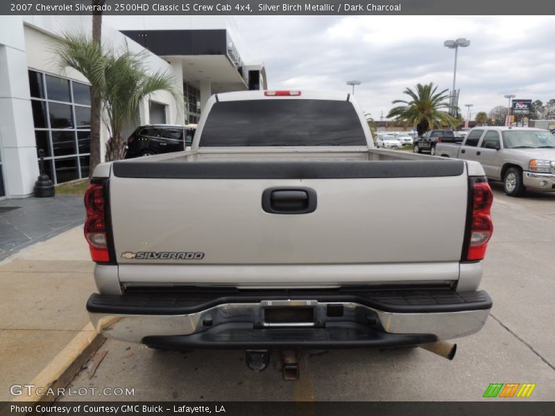 Silver Birch Metallic / Dark Charcoal 2007 Chevrolet Silverado 2500HD Classic LS Crew Cab 4x4
