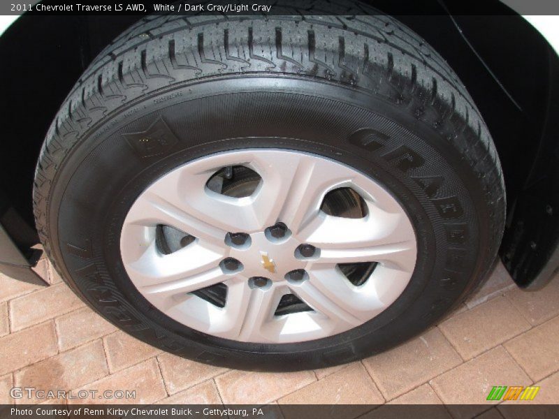 White / Dark Gray/Light Gray 2011 Chevrolet Traverse LS AWD