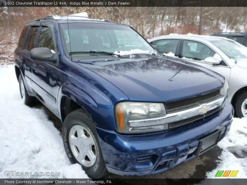 Indigo Blue Metallic / Dark Pewter 2002 Chevrolet TrailBlazer LS 4x4